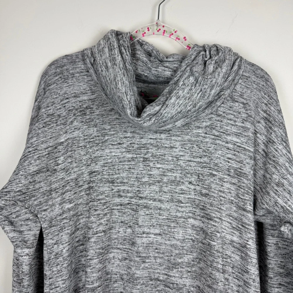 Athleta Sweater Top Womens Large Heather Gray Cowl Neck Thumb Holes Running Gym